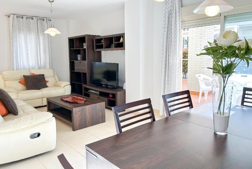 Piso Bajo 3 Habitaciones 2 Banos Y Gran Terraza Denia Luaran gambar
